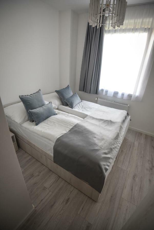 Francesca Apartman Сиофок Екстериор снимка