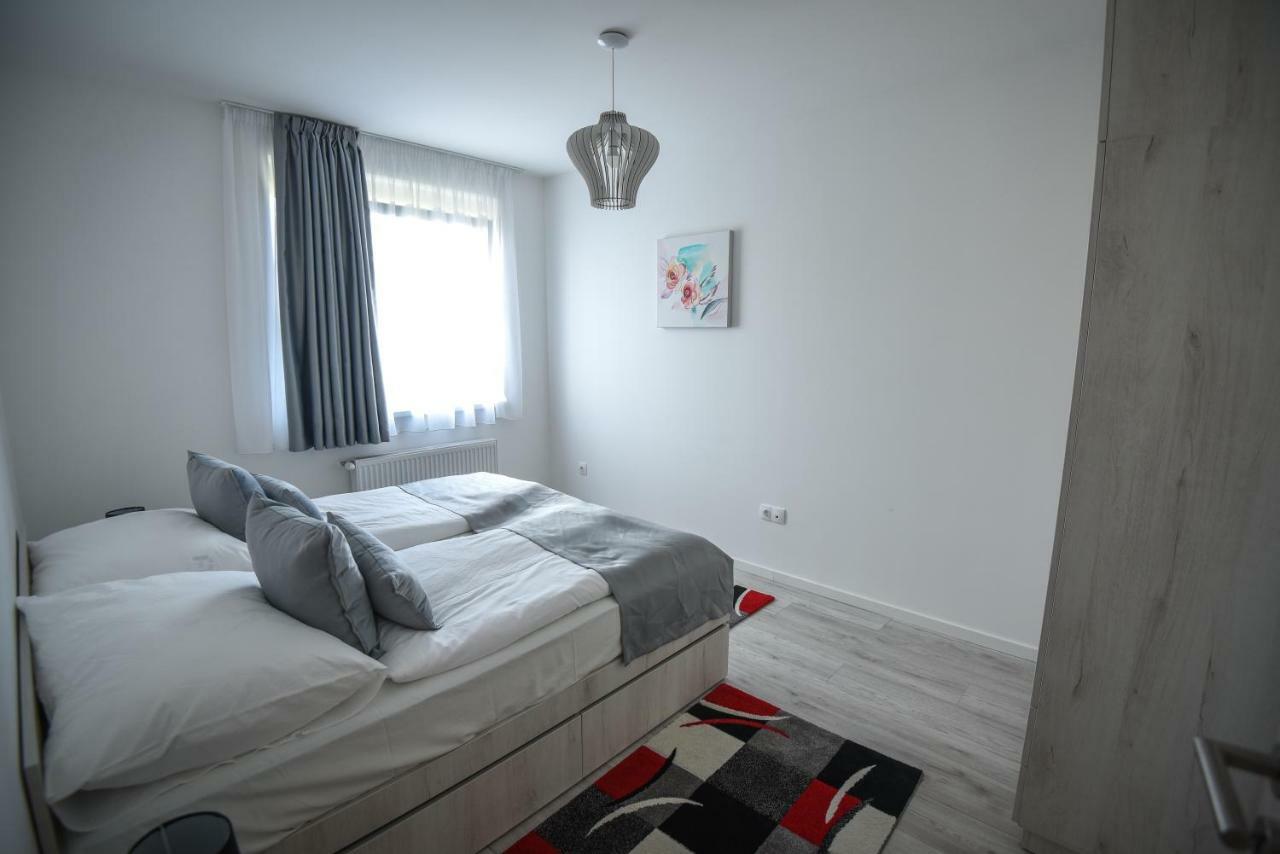 Francesca Apartman Сиофок Екстериор снимка