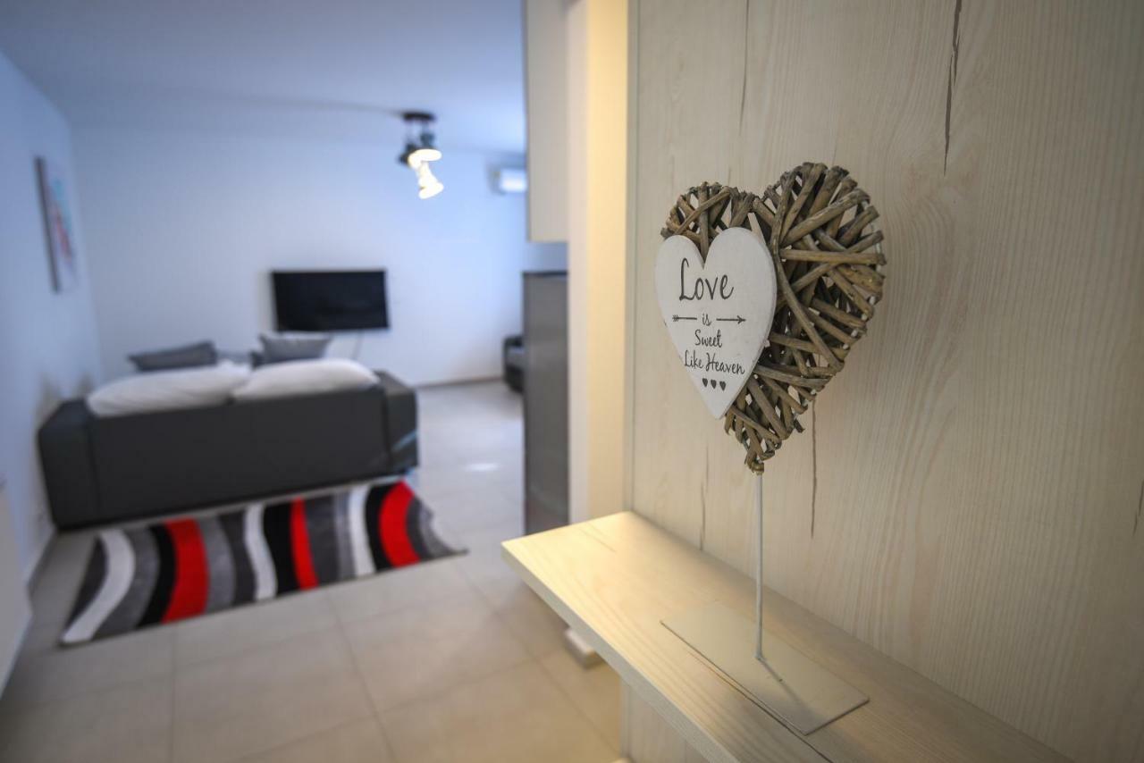 Francesca Apartman Сиофок Екстериор снимка