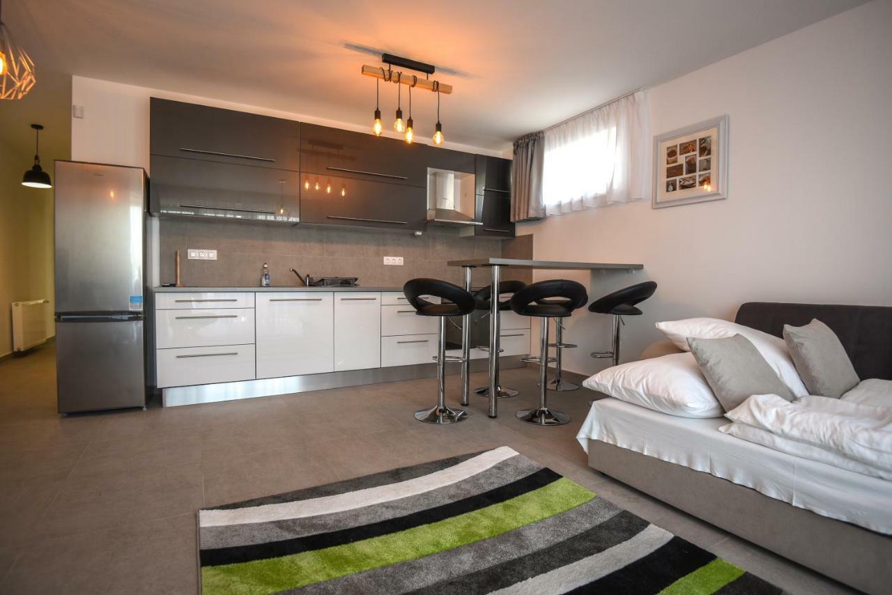 Francesca Apartman Сиофок Екстериор снимка