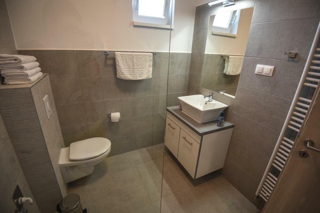 Francesca Apartman Сиофок Екстериор снимка