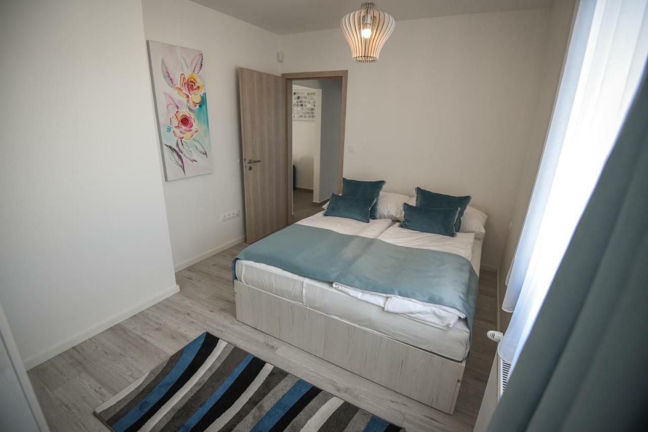 Francesca Apartman Сиофок Екстериор снимка